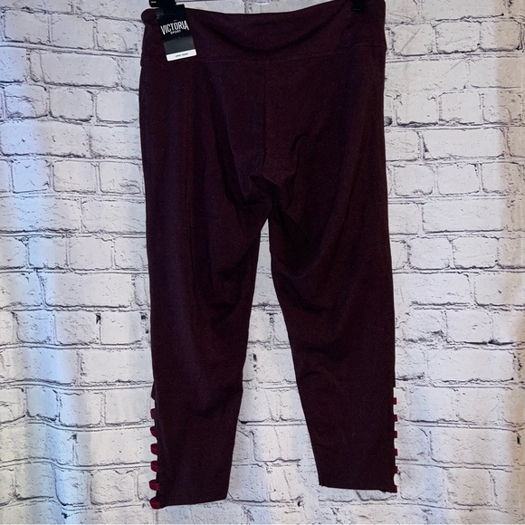 Victoria Sport NWT Victoria’s Secret Athletic Capri Burgundy Leggings Large - Picture 2 of 6